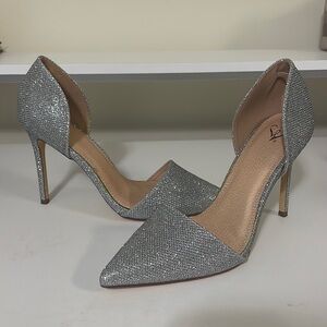Windsor Silver Pointed Toe Heels - Size 7.5